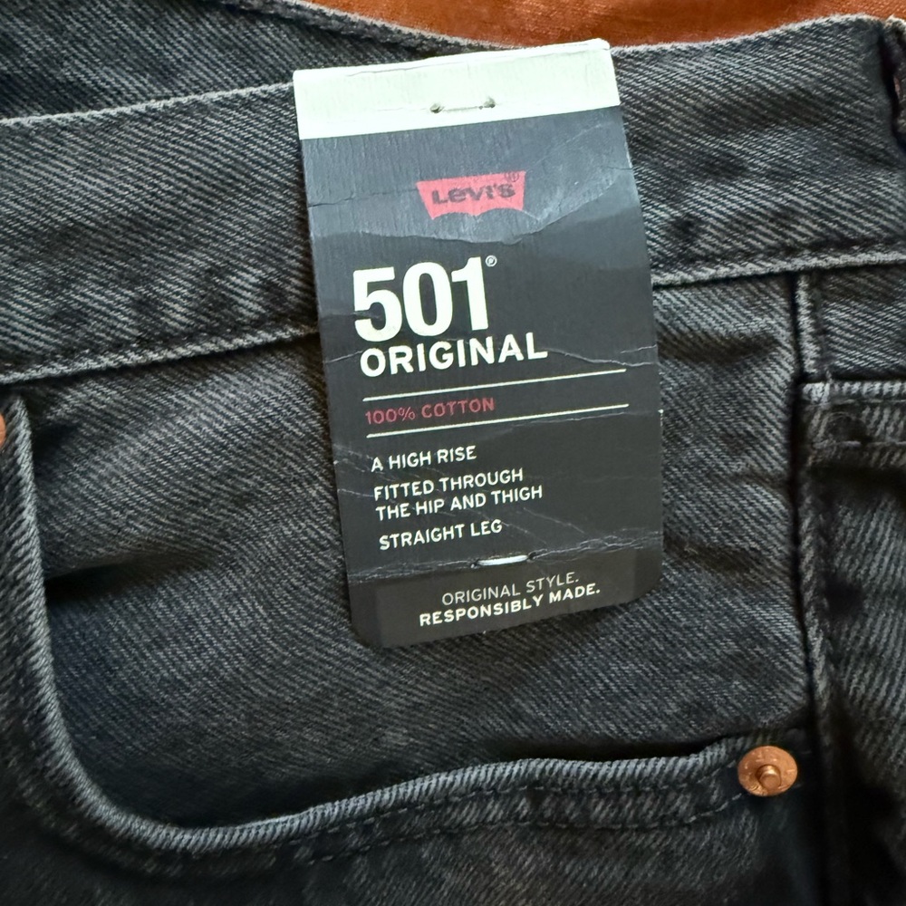 NWT Levi’s 501® Original Fit Women's Jeans - Picture 6 of 7